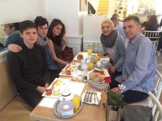 10685146_829110977111652_2076652372_n