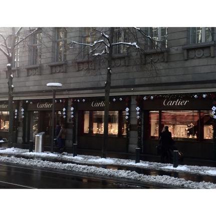 10904208_841991135823636_1824488707_n