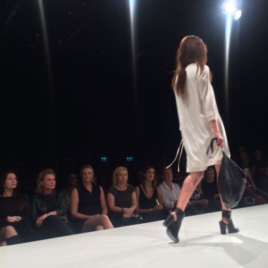 12226498_995522920470456_2124687974_n