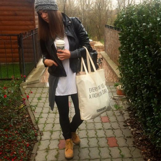 12242338_995522967137118_1860048770_n