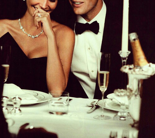 beautiful-black-tie-champagne-couple-Favim.com-2343844