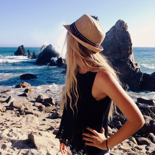 tumblr_neaao43f1h1rzs2lno1_500