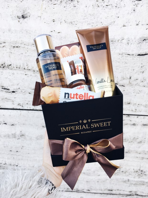 DCC6F5A8-B19F-49A4-8A51-A8E772E31F64